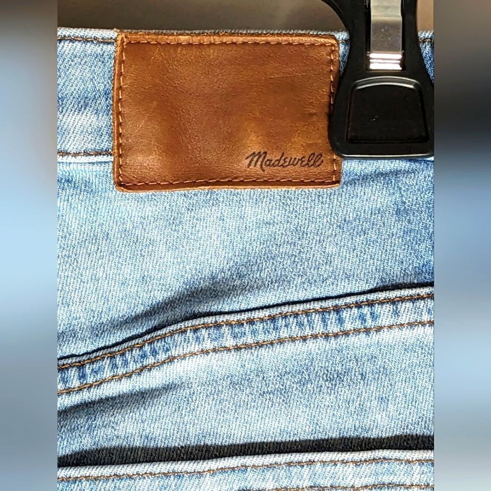 Madewell Cali Denim-Boot 4 Button Fly Jeans With Distressing Size 24 - Picture 6 of 14